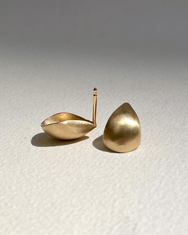 BÆLG stud earrings